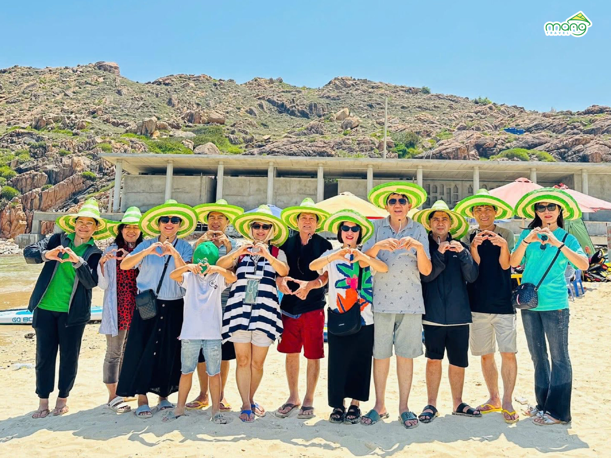 TOUR HÒN KHÔ VIP - FULL TRÒ CHƠI công ty tổ chức tour uy tín