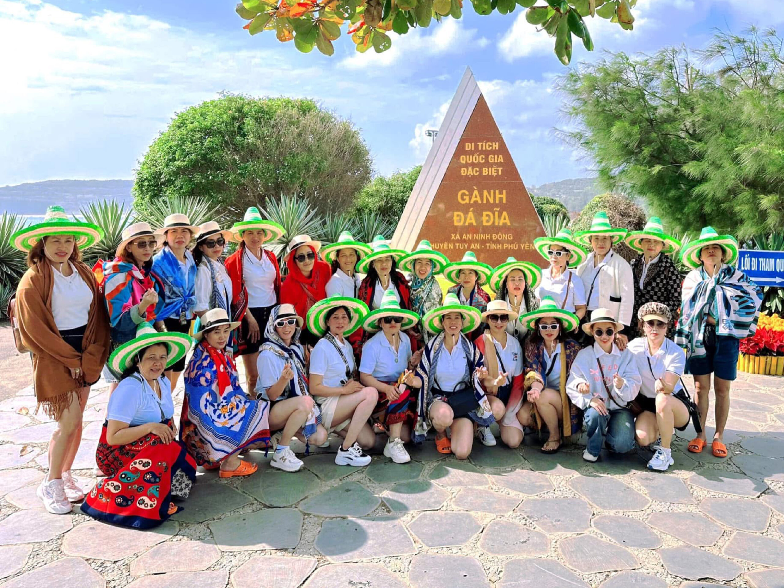 TOUR CHINH PHỤC MŨI ĐIỆN – ĐẢO HÒN NƯA