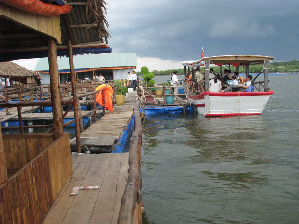 TP. HỒ CHÍ MINH – HỒ TRÀM 2N1Đ